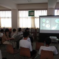 「虹色」さんによる読み聞かせボランティア（９月９日）