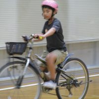 交通ルールを守って安全に！　～１・４年・交通安全教室～