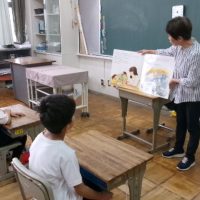 命を守る訓練を前に　～山之上読み聞かせ～