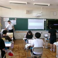 「緊張したぁ～。」　～6年・社会科～
