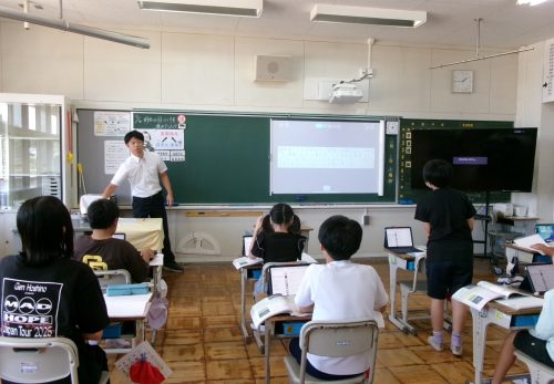 「緊張したぁ～。」　～6年・社会科～
