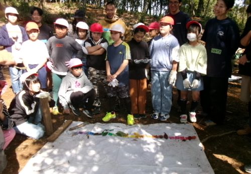 森の中って、こんなにもあるんだ。　～４年・森の研修～