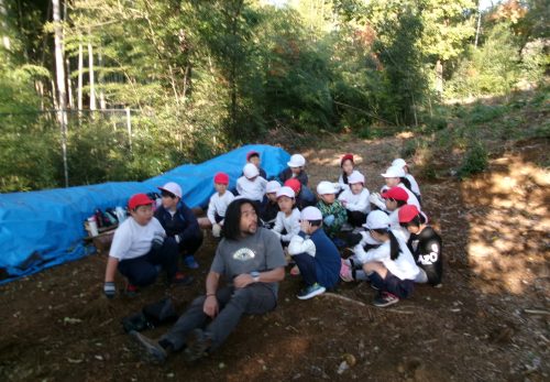 森には、あんまり色がないと思っていたけど・・・　～3年・森の研修～