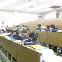 「可愛いィ～」がいっぱい！　～１，２年・社会見学～