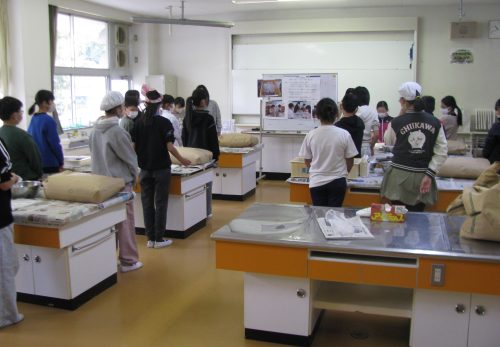 来週に向けて、準備、真っ最中！　～５年・お米販売～